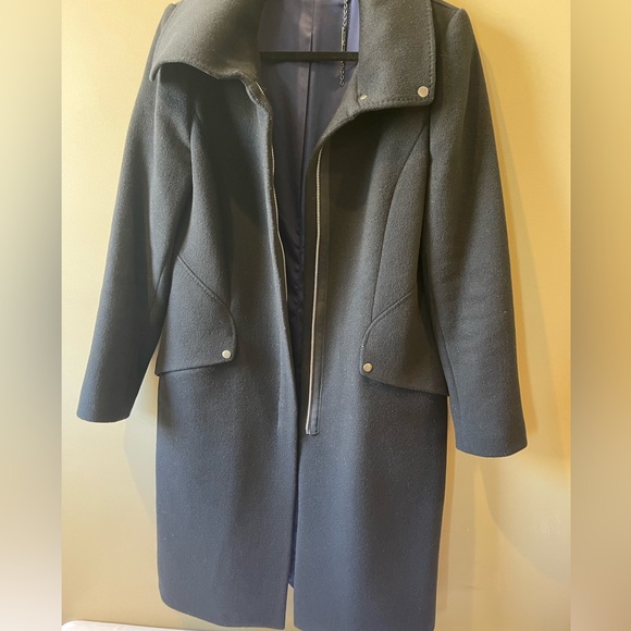 Elie Tahari Wool Blend Fitted Coat Size Large - Picture 3 of 9